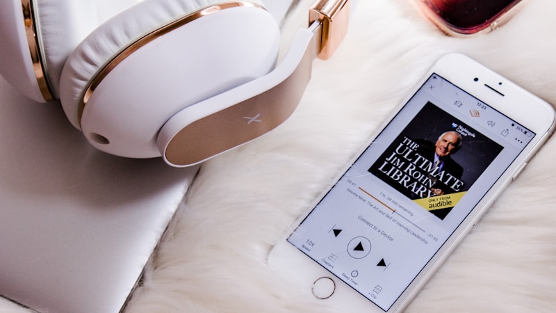 Audibleで女性声優の朗読を楽しむ方法