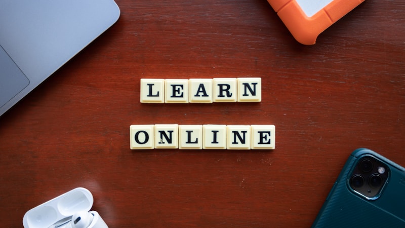 Udemyとグロービス学び放題の比較